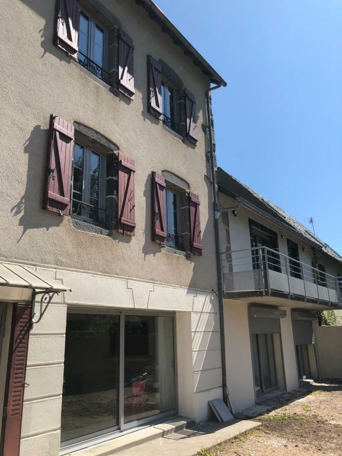 Les Gites Du Paradis Murol Kültér fotó